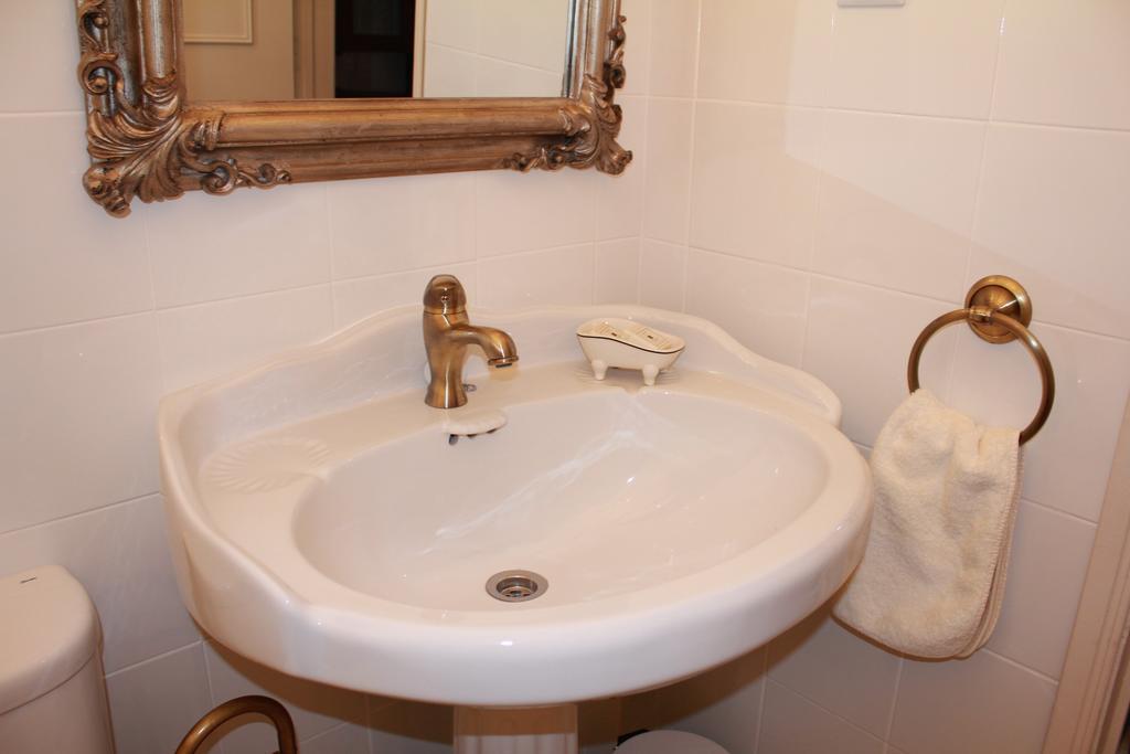 Lisbon Downtown Inn Bagian luar foto