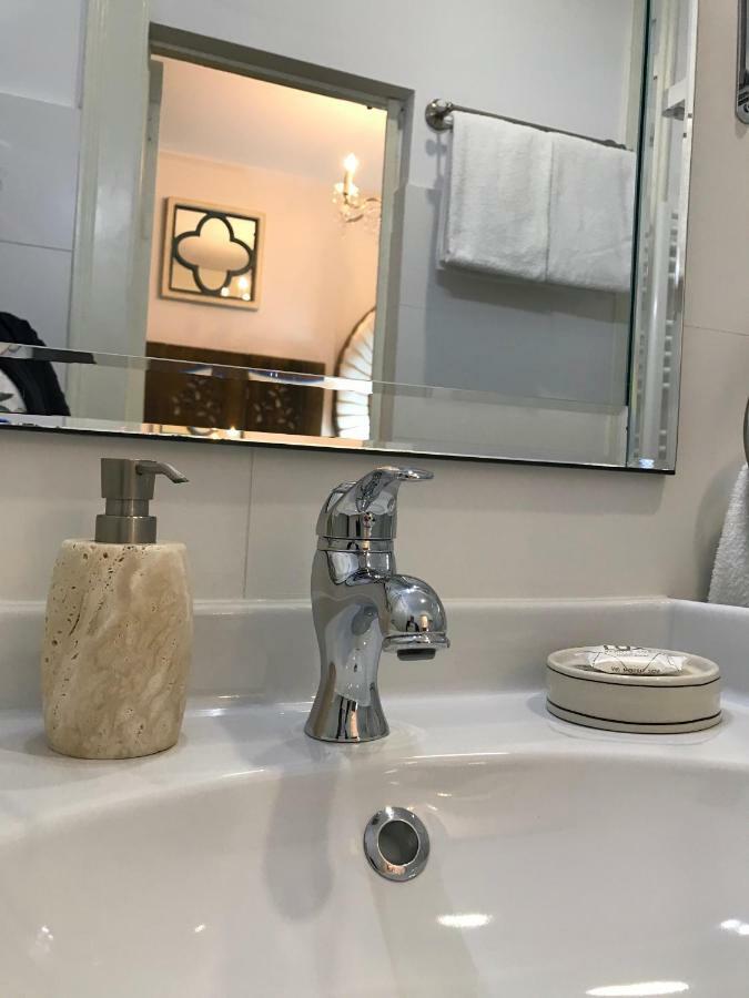 Lisbon Downtown Inn Bagian luar foto