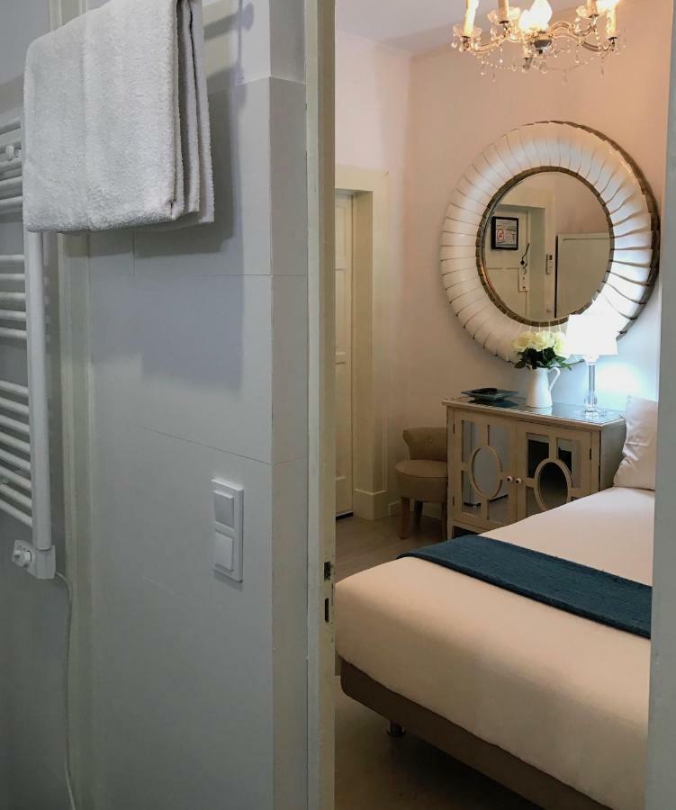 Lisbon Downtown Inn Bagian luar foto